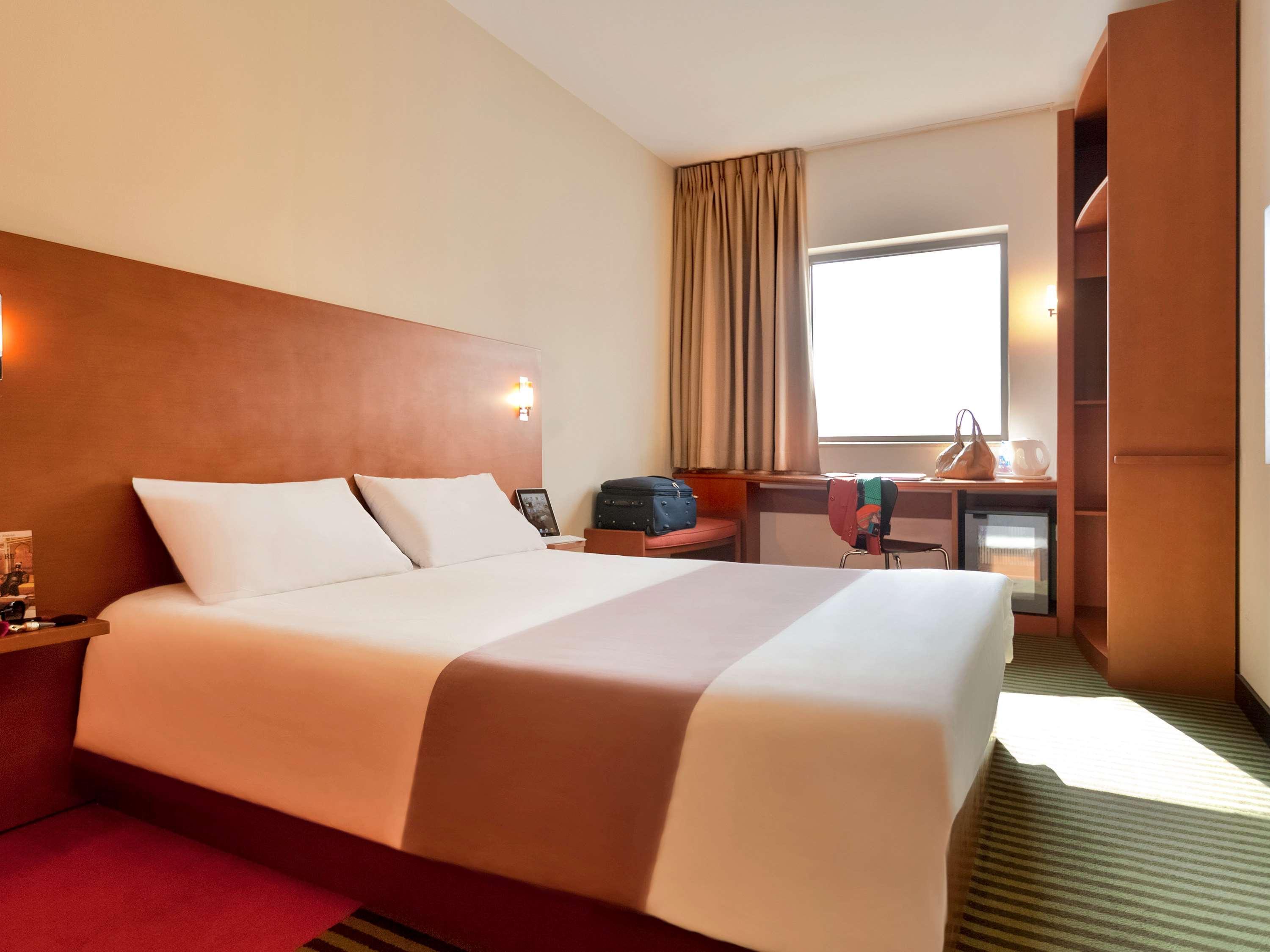 Ibis Amman Hotel ภายนอก รูปภาพ