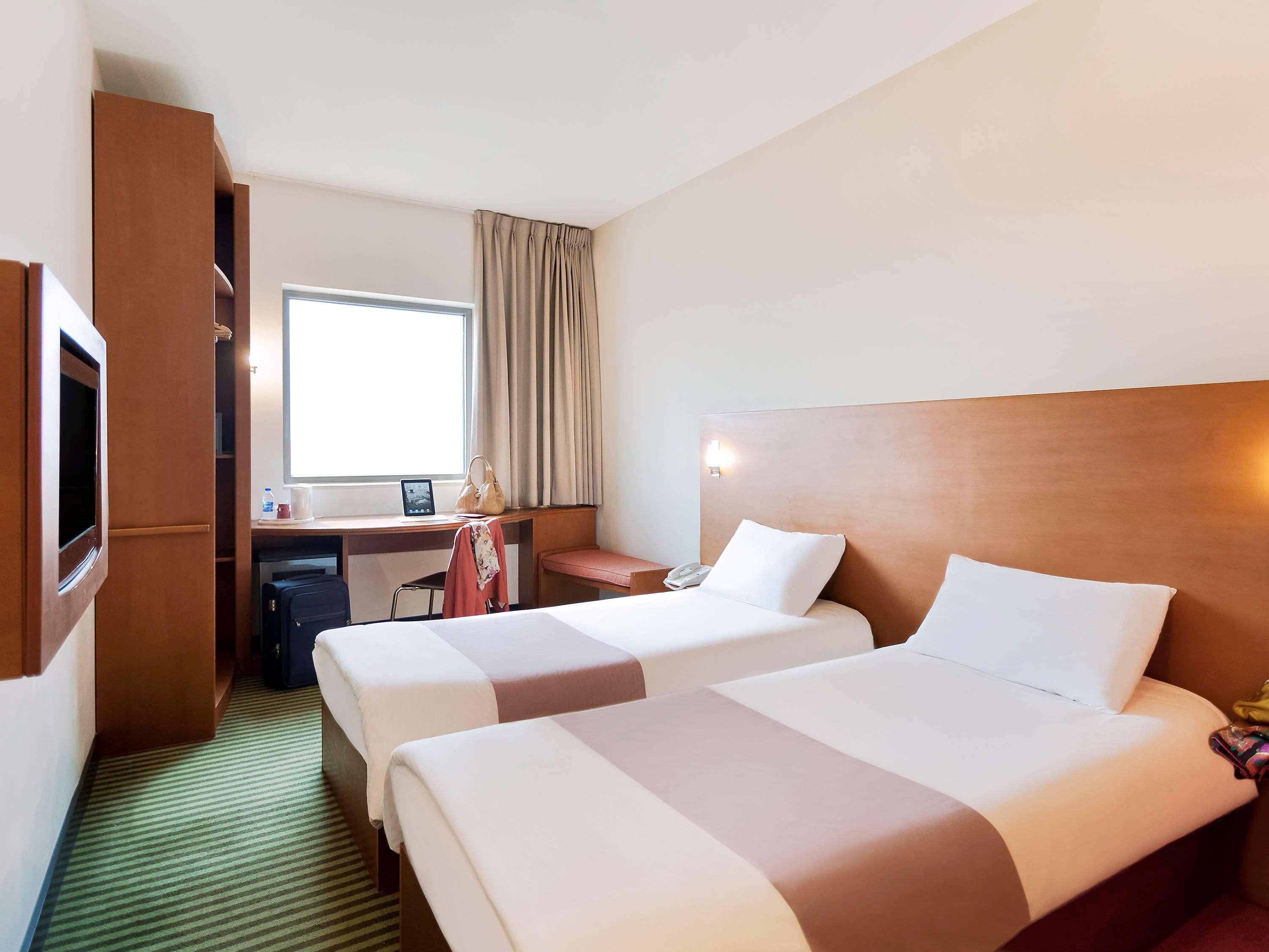 Ibis Amman Hotel ภายนอก รูปภาพ