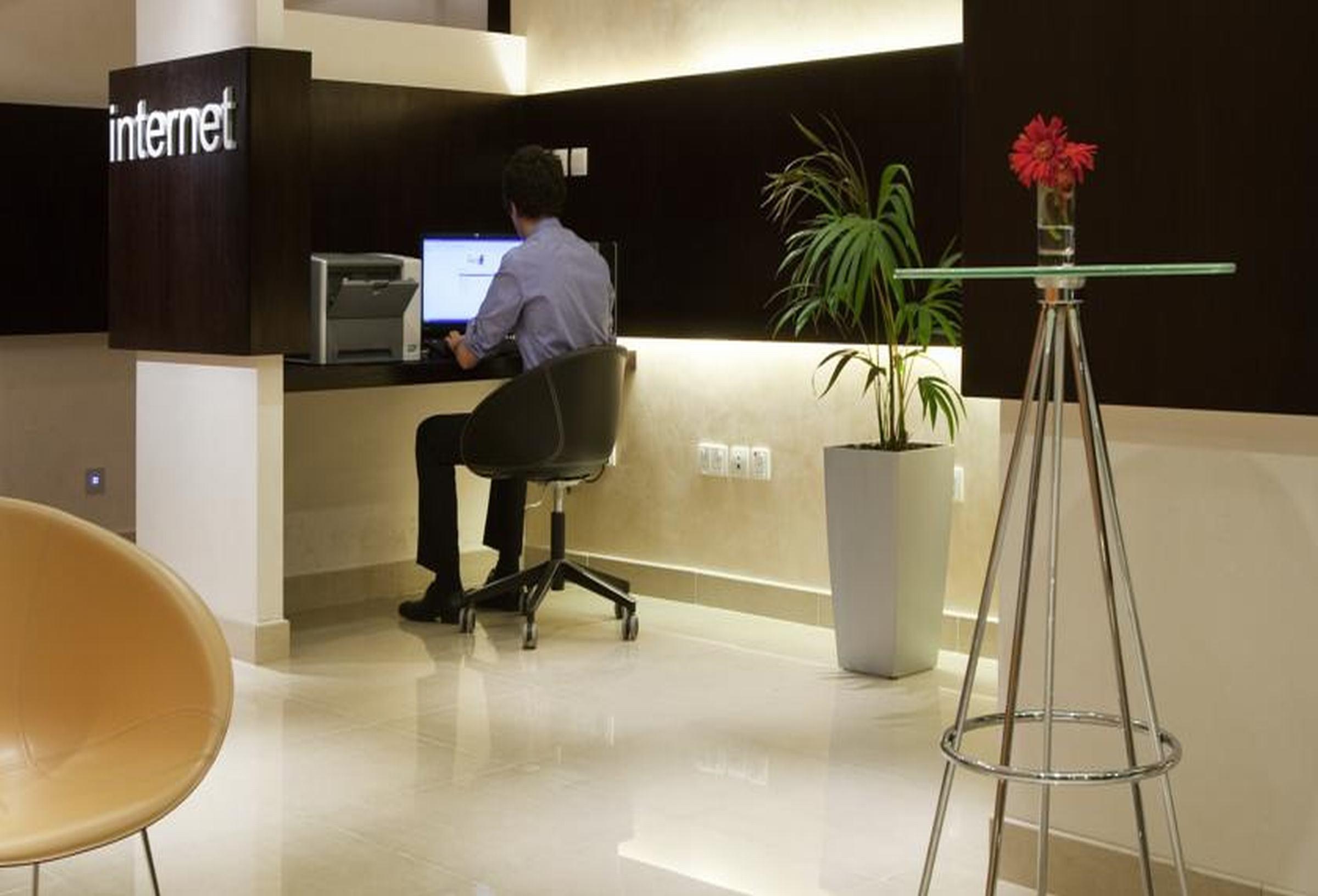 Ibis Amman Hotel ภายนอก รูปภาพ