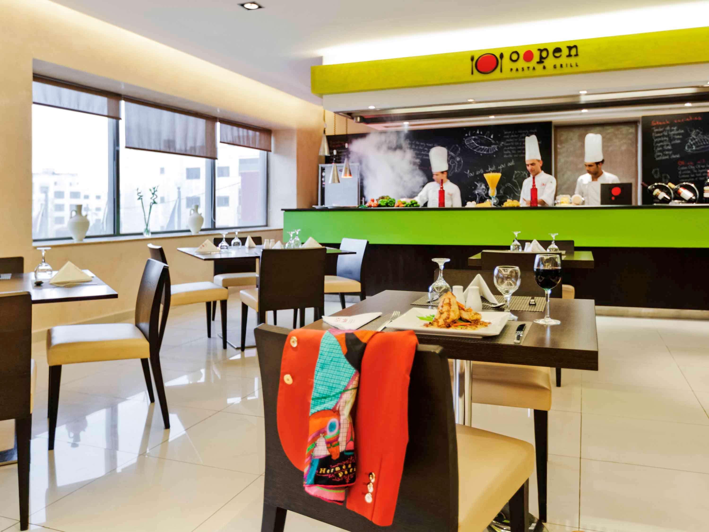 Ibis Amman Hotel ภายนอก รูปภาพ