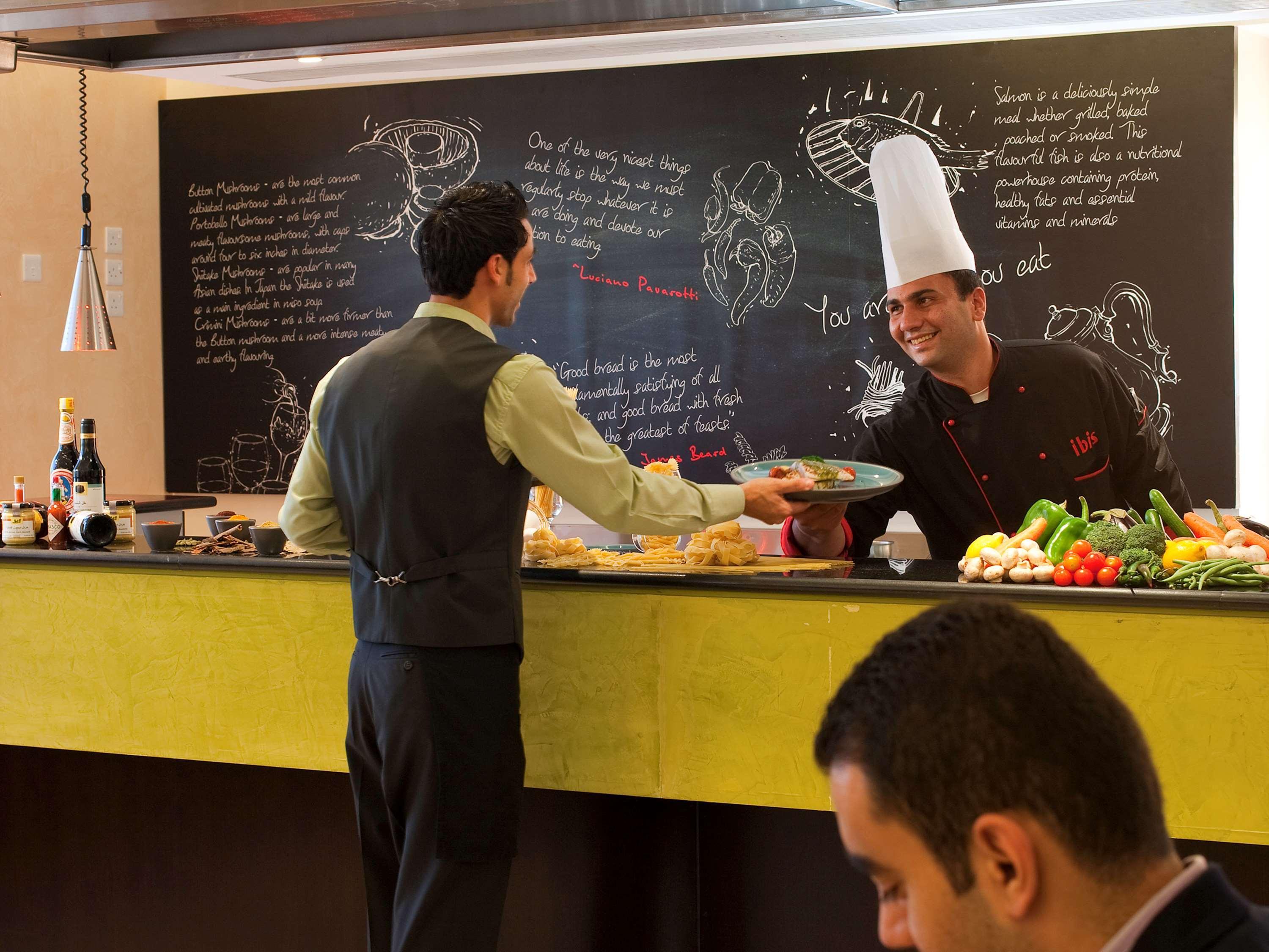 Ibis Amman Hotel ภายนอก รูปภาพ